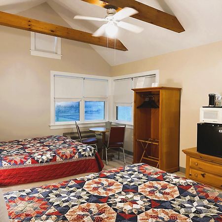 Spruce Lane Lodge And Cottages Smoketown  エクステリア 写真