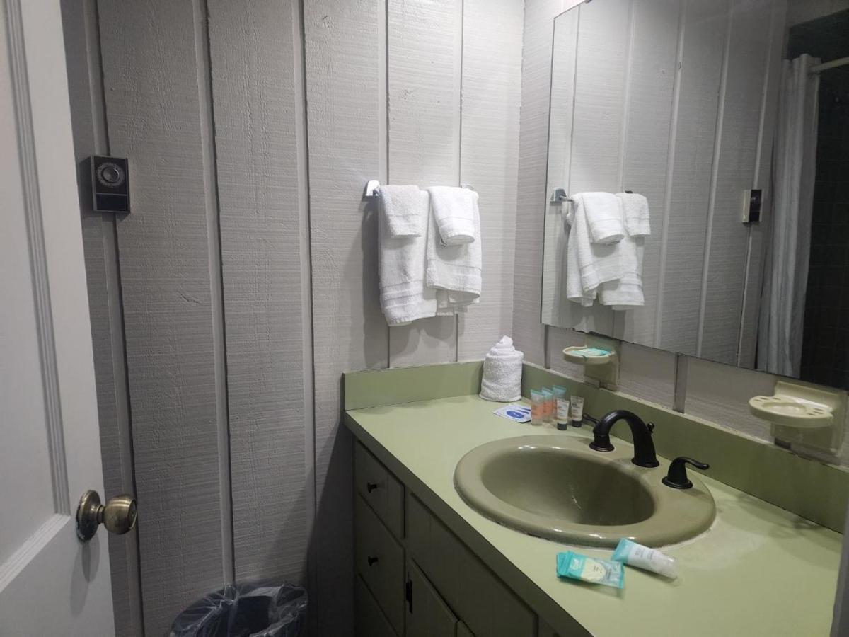 Spruce Lane Lodge And Cottages Smoketown  エクステリア 写真