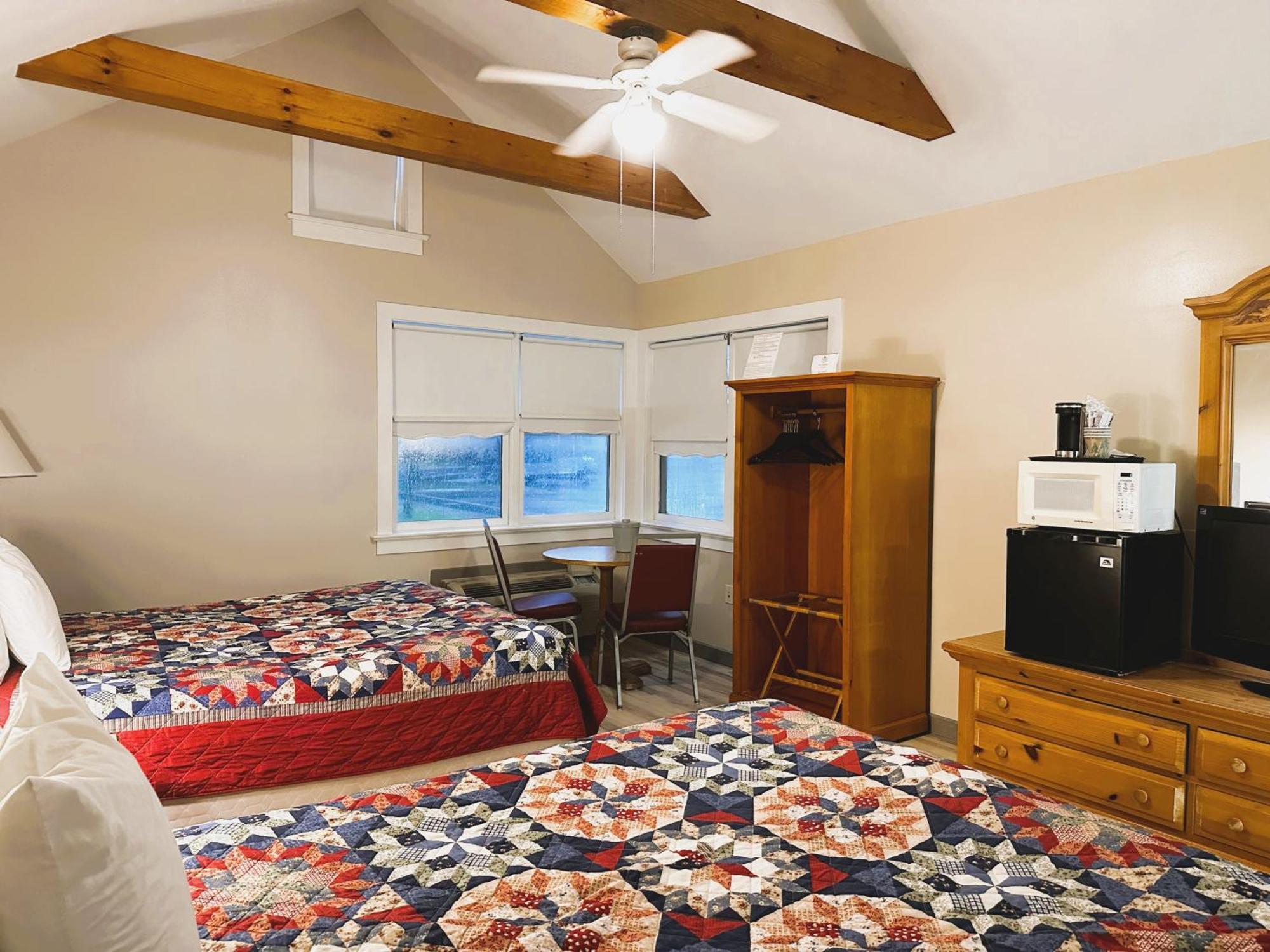 Spruce Lane Lodge And Cottages Smoketown  エクステリア 写真