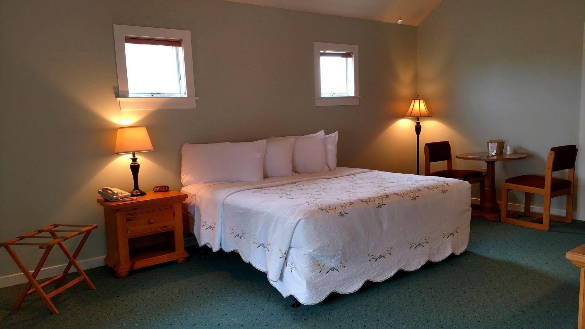 Spruce Lane Lodge And Cottages Smoketown  エクステリア 写真