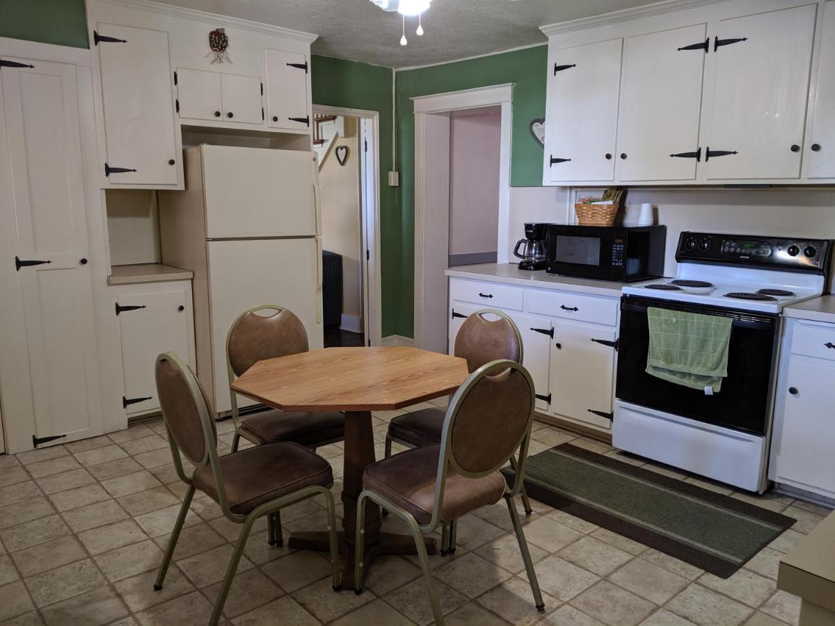 Spruce Lane Lodge And Cottages Smoketown  エクステリア 写真